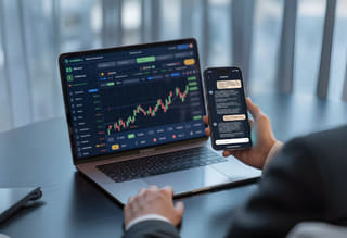 Illustration d'article portant sur l'inflation et l'attrait pour les cryptoactifs alternatifs